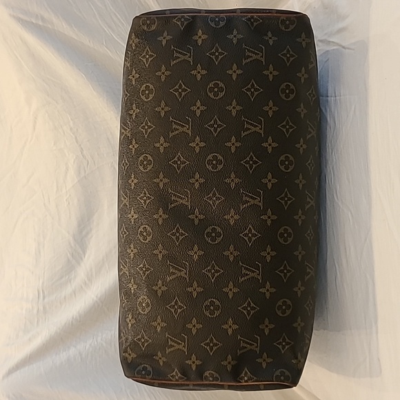 LOUIS VUITTON 1985 VINTAGE MONOGRAM CANVAS SPEEDY 40 BAG WITH LOCK& KEY #304 - Picture 13 of 17